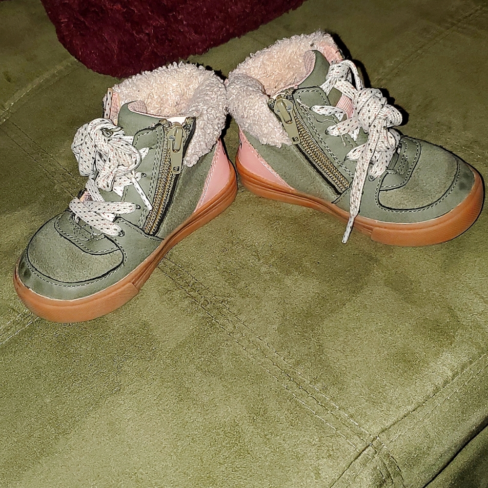 Oshkosh Booties - Picture 3 of 6
